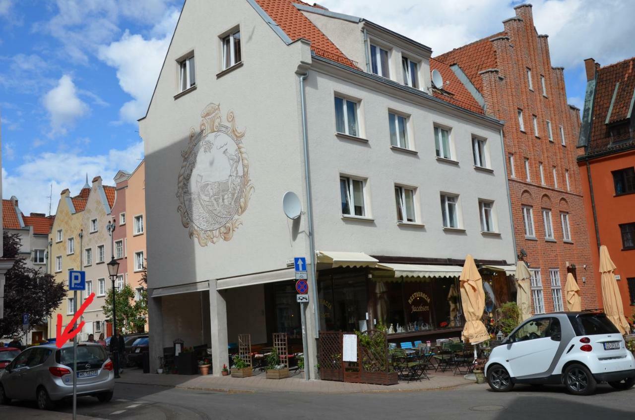Apartment Above Motlawa Гданск Екстериор снимка