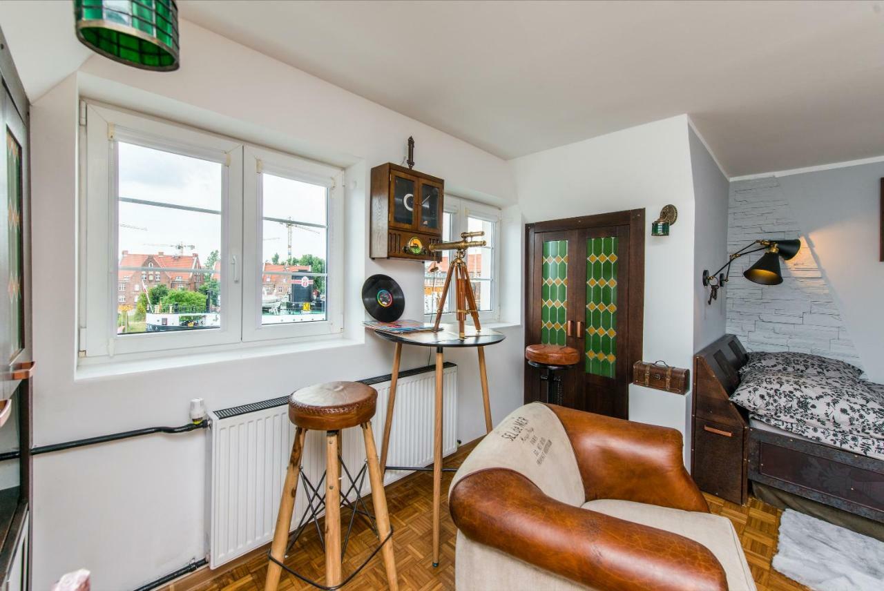 Apartment Above Motlawa Гданск Екстериор снимка